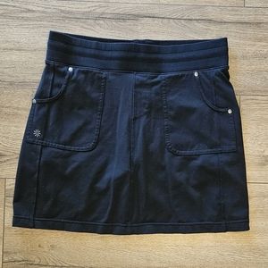 Hardly Worn - ATHLETA - Black Everyday Skort - Size Med Tall.